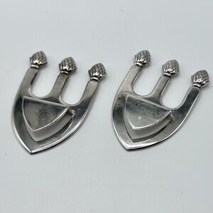 Silver plated casserole dish spoon rests